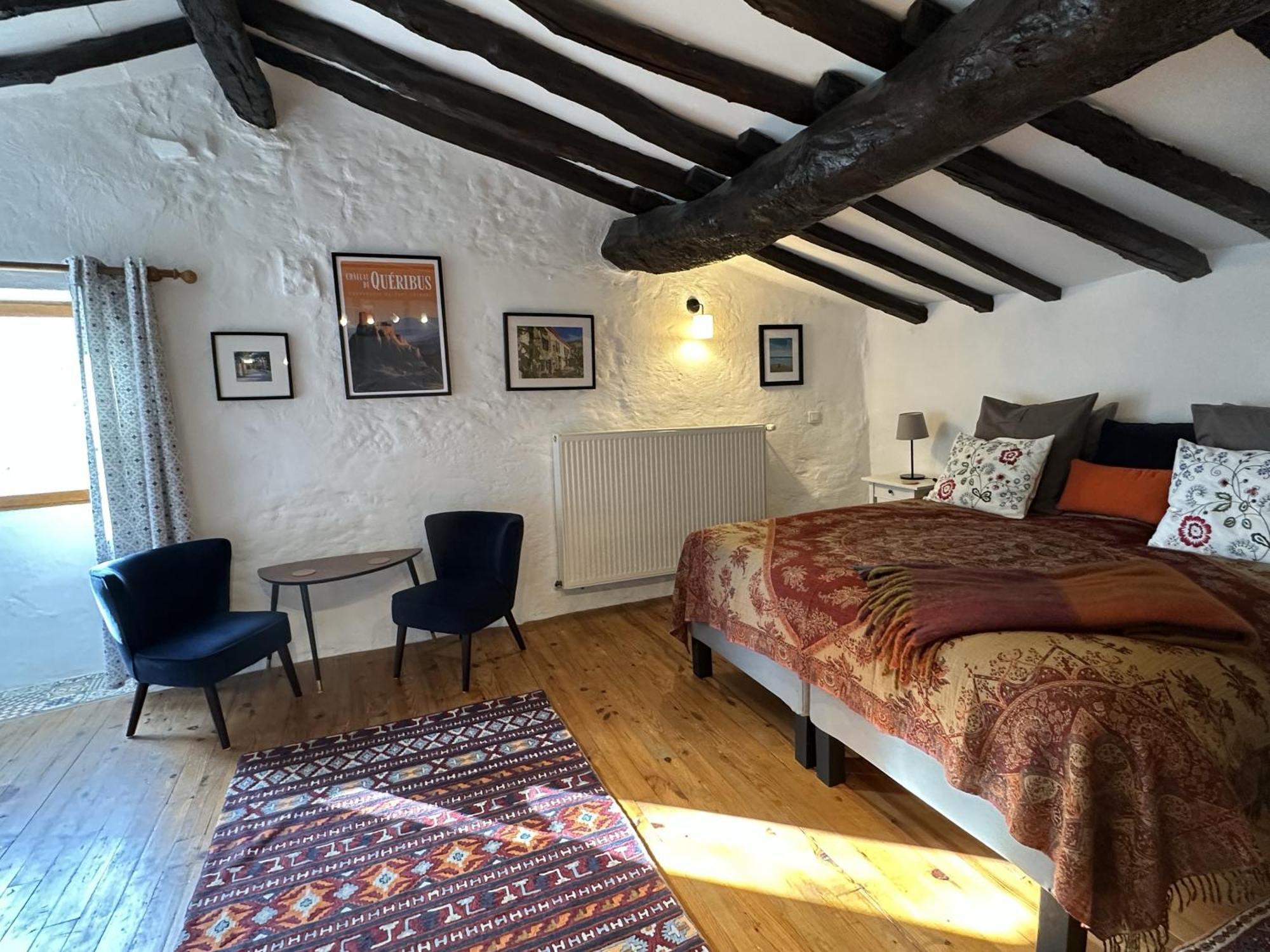 Les Deux Chevaux Chambres D'Hotes Rouvenac Εξωτερικό φωτογραφία